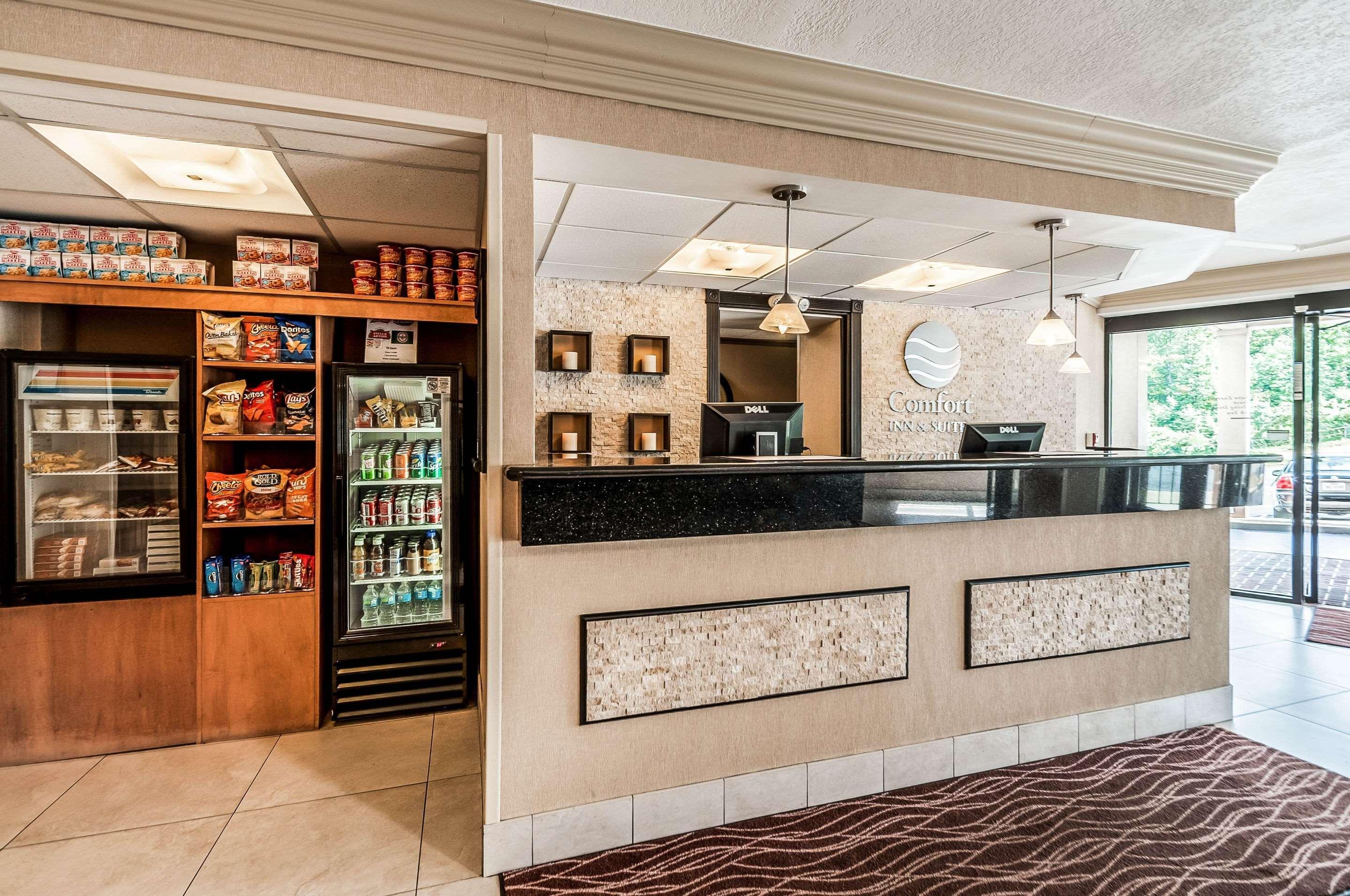 Comfort Inn & Suites Alexandria West Extérieur photo