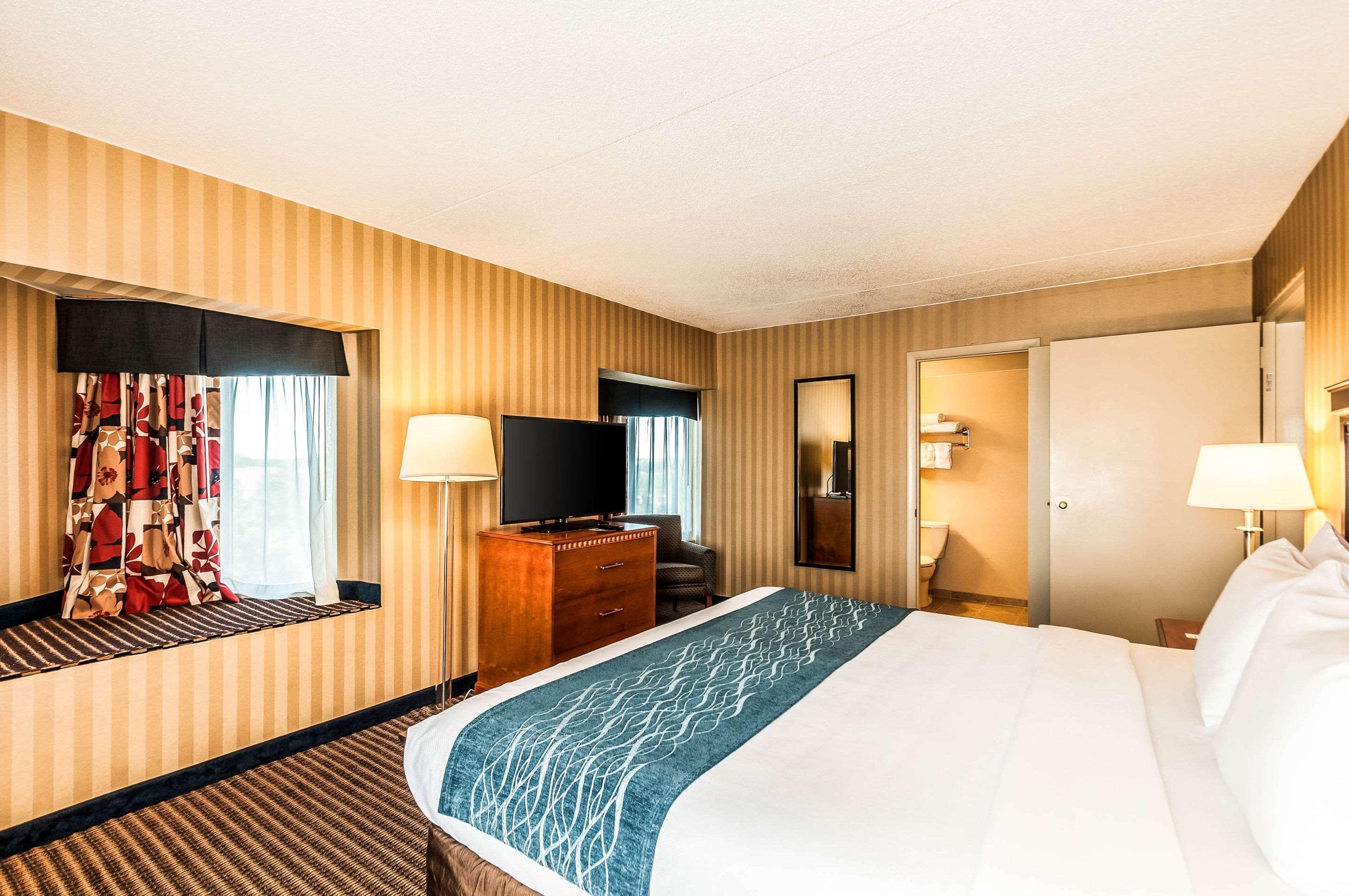 Comfort Inn & Suites Alexandria West Extérieur photo